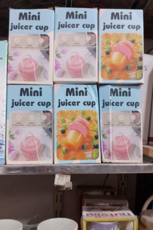 mini juicer cup
